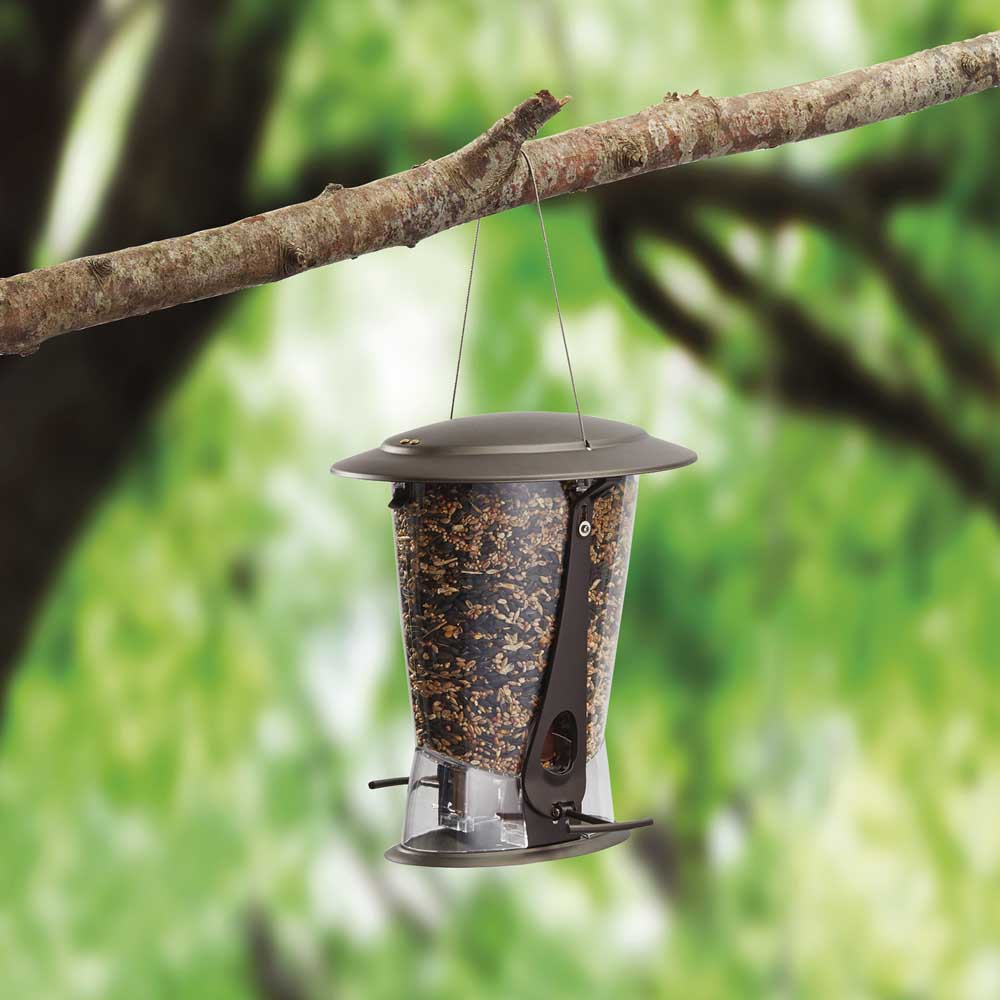 SUPA X-1 Squirrel Proof Seed Feeder